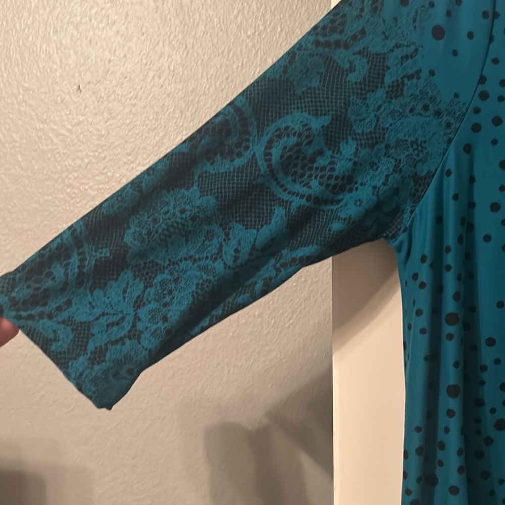 Shift dress - Picture 3 of 3